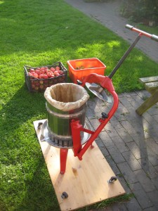 2015 Cider Making 2